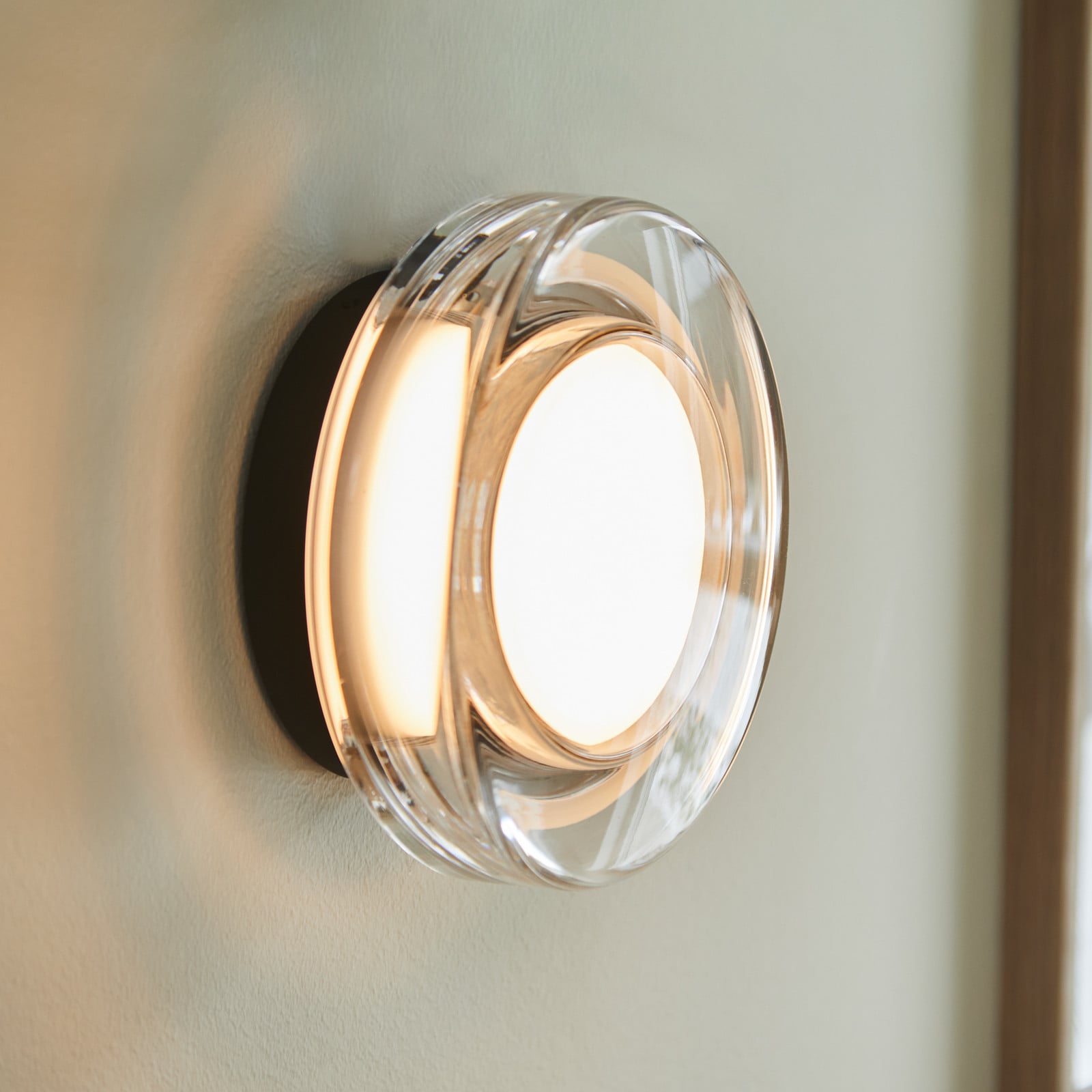 Hugo LED-seinävalaisin musta/kirkas Ø17 cm IP65